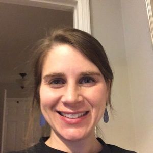 Meet your Posher, Liz